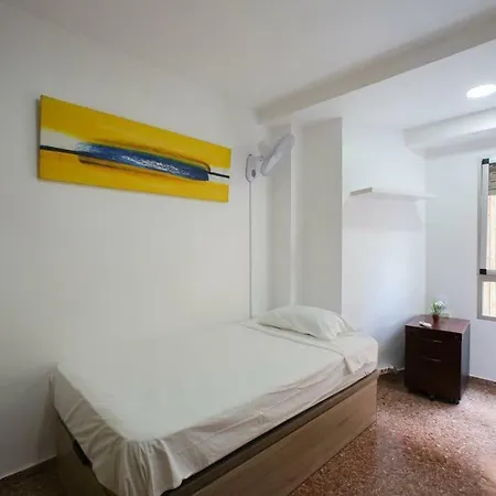 Ravalencia Ii Bed & Breakfast *