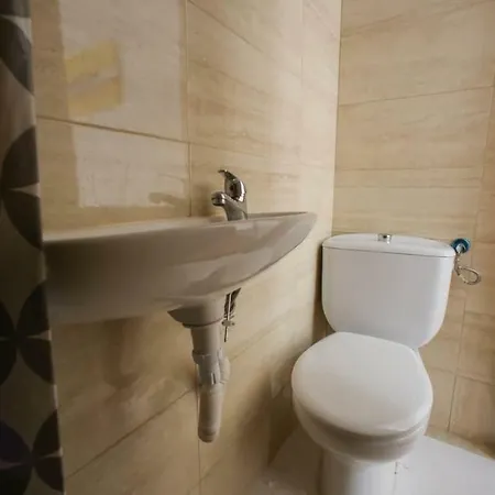 Ravalencia Ii Bed & Breakfast Valencia